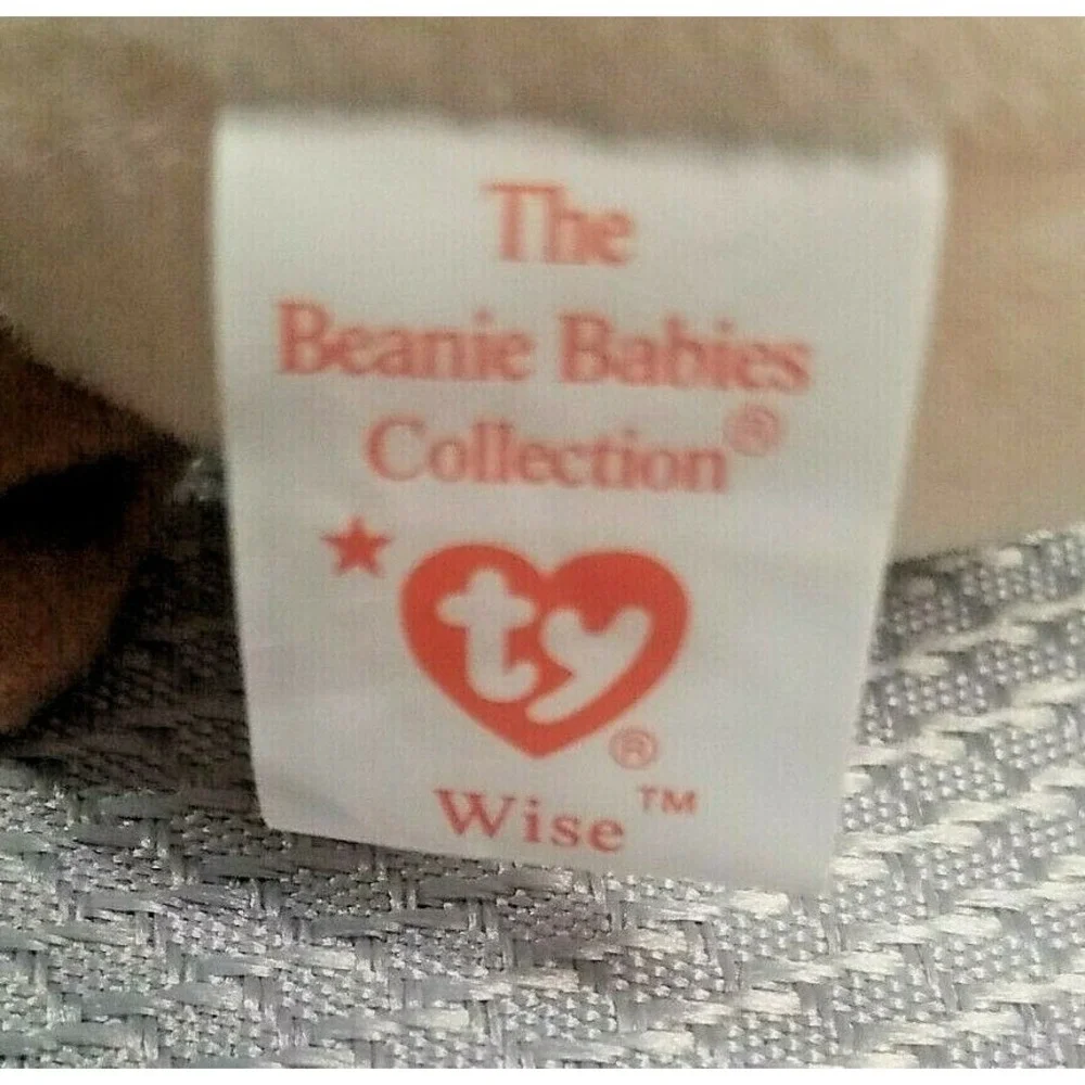 RARE VINTAGE TY Beanie Baby Wise the Owl Class of 